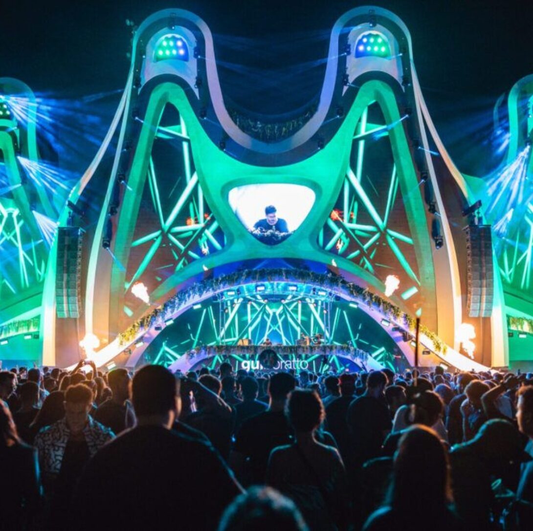 Rock in rio palco New Dance Order